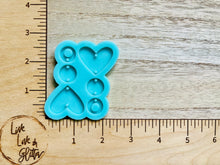 Cargar imagen en el visor de la galería, Valentines Hearts Earrings (Handmade) Silicone mold
