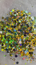 Load and play video in Gallery viewer, Smaug Holographic Chunky Glitter Mix
