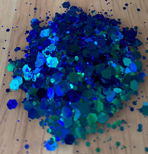 Load image into Gallery viewer, Majestic Blue Color Shift Chunky Glitter Mix
