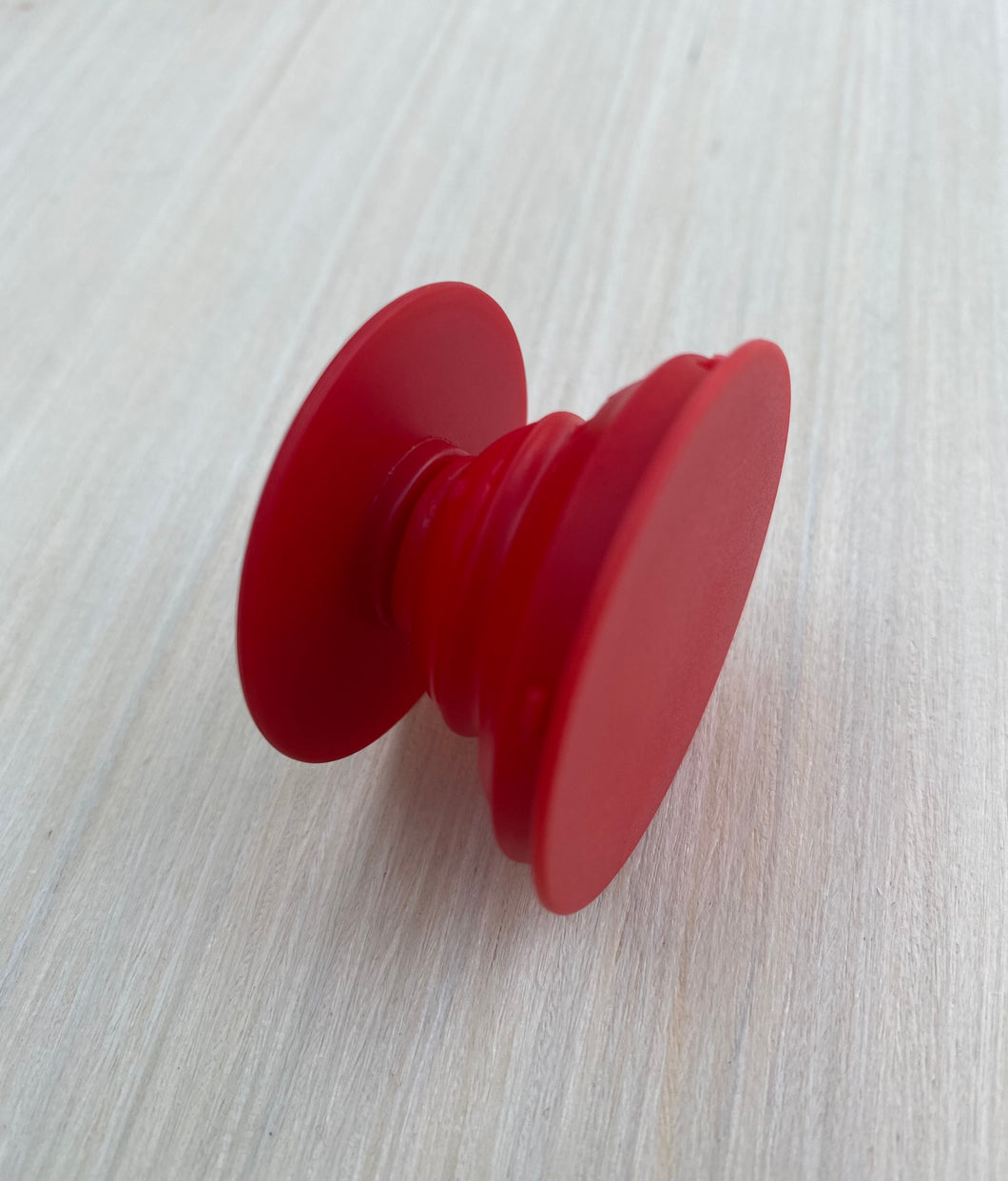 1 Round Shape Phone Grip in Red