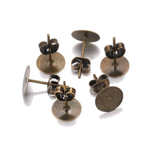 Load image into Gallery viewer, 100 Pcs Antique Bronze Color Studs
