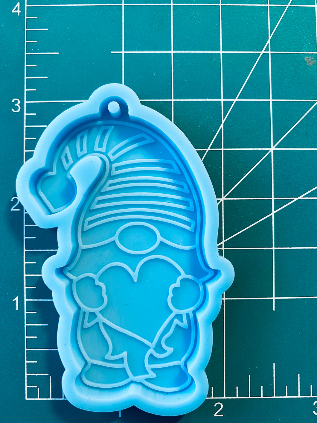 Heart Gnome Stripe Hat Silicone Mold