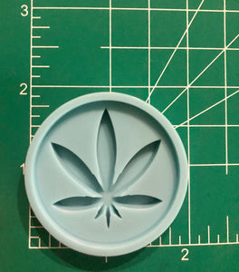 Leaf Silicone Mold for Badge Reel / Phone Grip