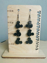 Cargar imagen en el visor de la galería, Mouse Dangle Earrings (Handmade) Silicone Mold
