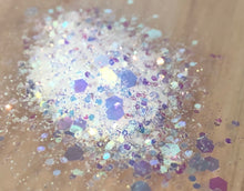 Cargar imagen en el visor de la galería, Magic Opal Chunky Glitter Mix
