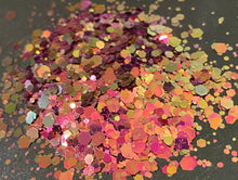 Cargar imagen en el visor de la galería, Amore Color Shift Chunky Glitter Mix
